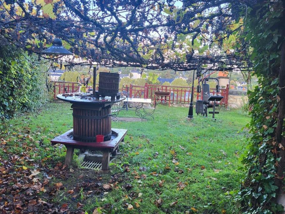 Holiday home La Maison Du Donjon - De 8 Personnes, Parking Prive Avec Jardin Terrasse *